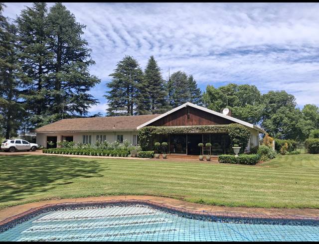 4.40HA SMALLHOLDING FOR SALE IN HOWICK RURAL